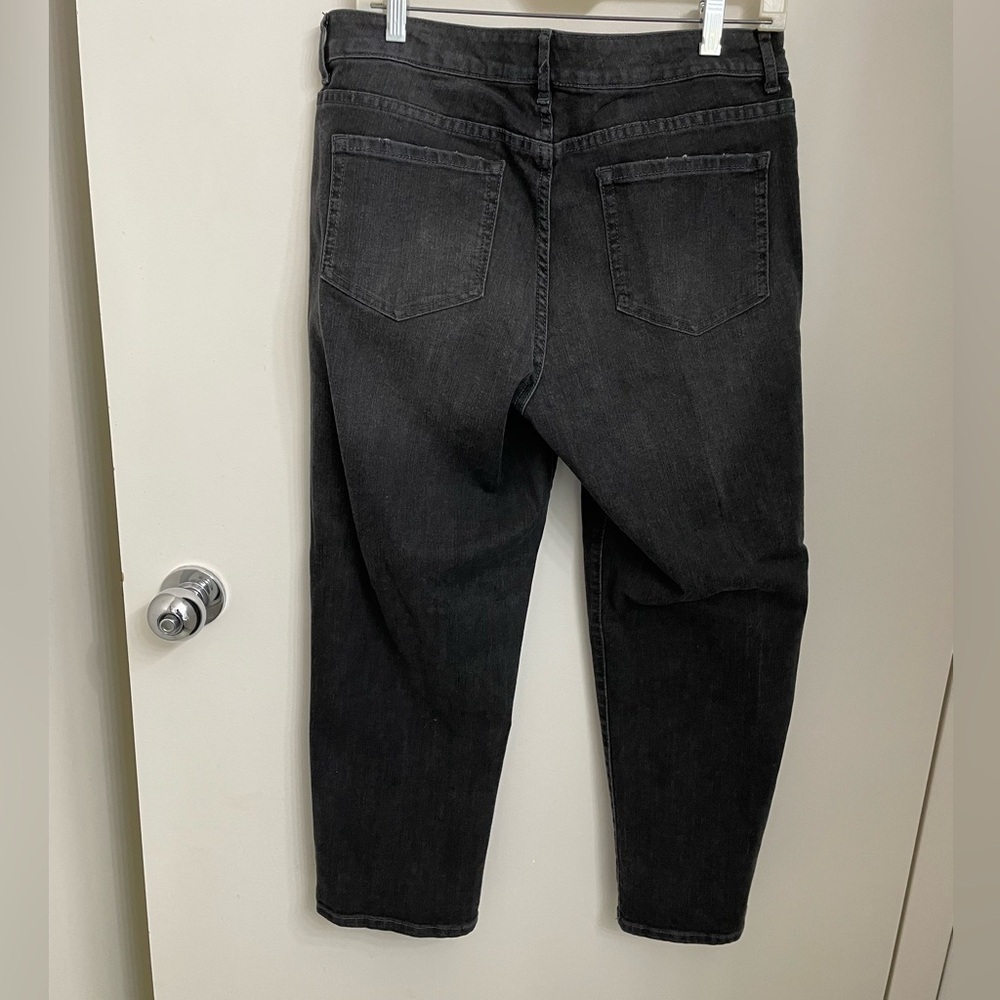 LOGO Lori Goldstein petite shadow patch boyfriend jeans - Picture 2 of 9